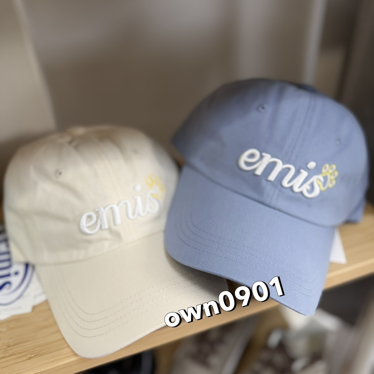 【OWN】EMIS CAP 春夏新品 草寫 腳掌 棒球 休閒 老帽 不分男女 米白 咖啡色 淺綠 淺藍 粉色