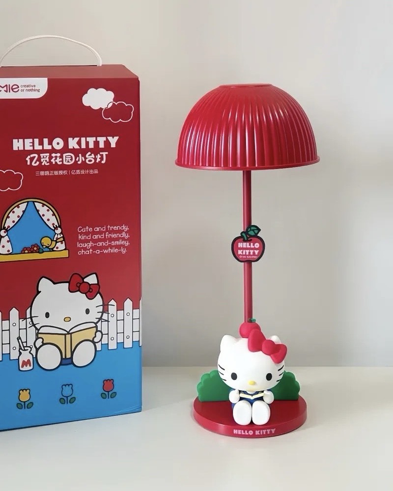 <正版授權> SANRIO 三麗鷗 HELLO KITTY花園小台燈 三檔亮度 可調節 小夜燈 禮盒組