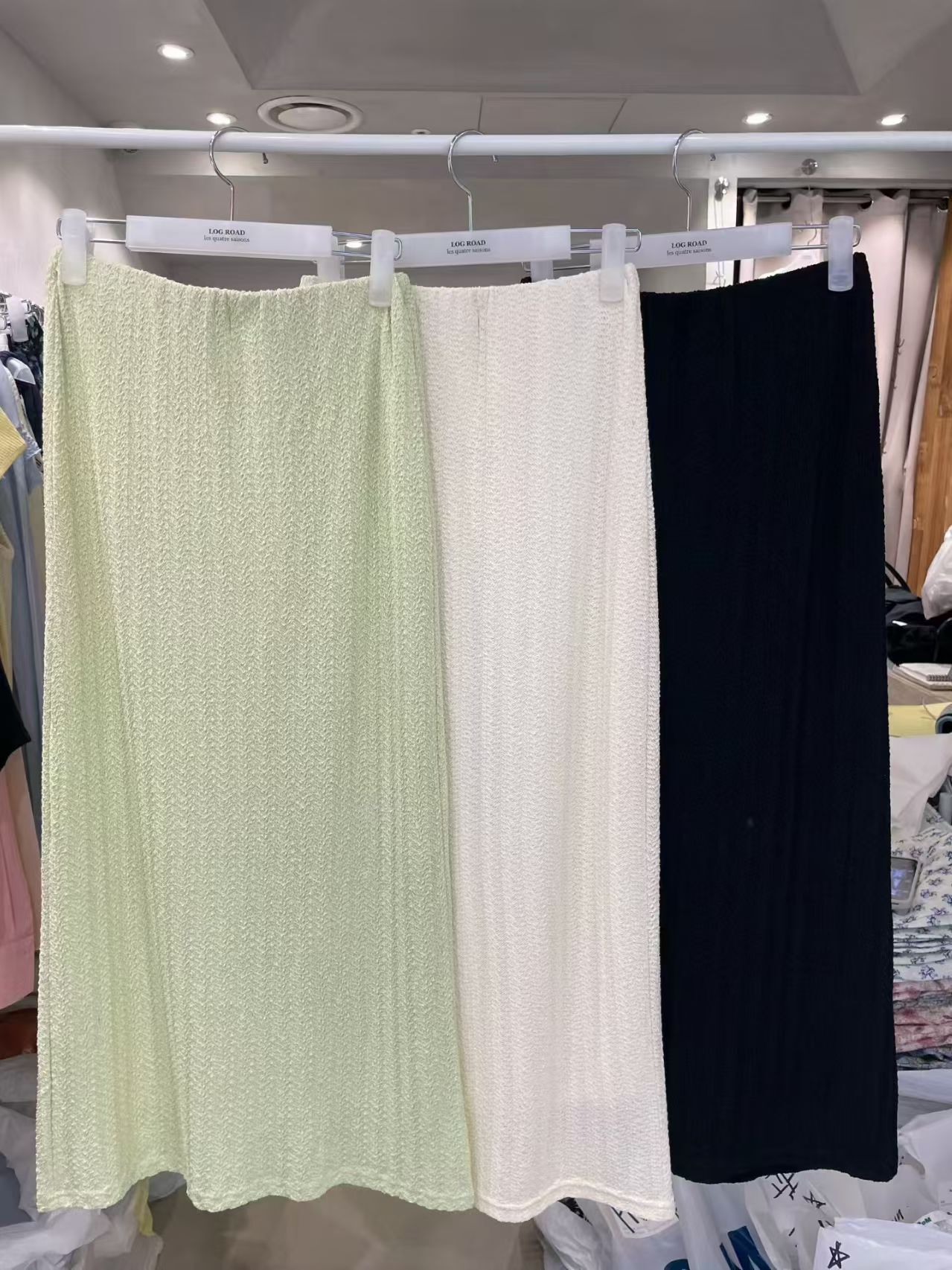 LR6349 豎褶條紋窄裙