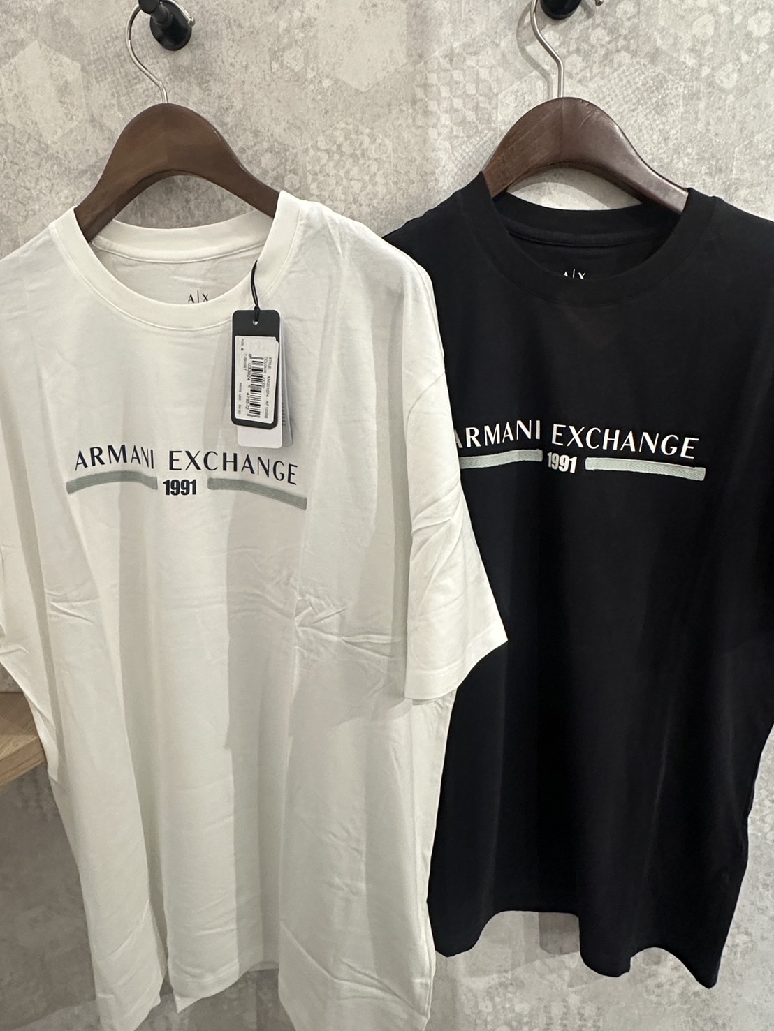 Armani Exchange AX 橫條織布字母 短袖上衣 短T