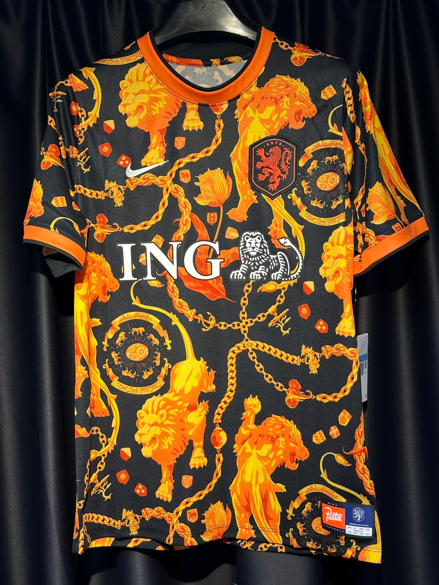 Netherlands x Patta Academy Pro Lion