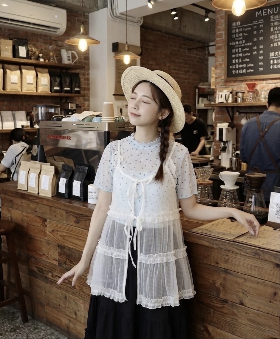 💜木耳邊花花 pattern top