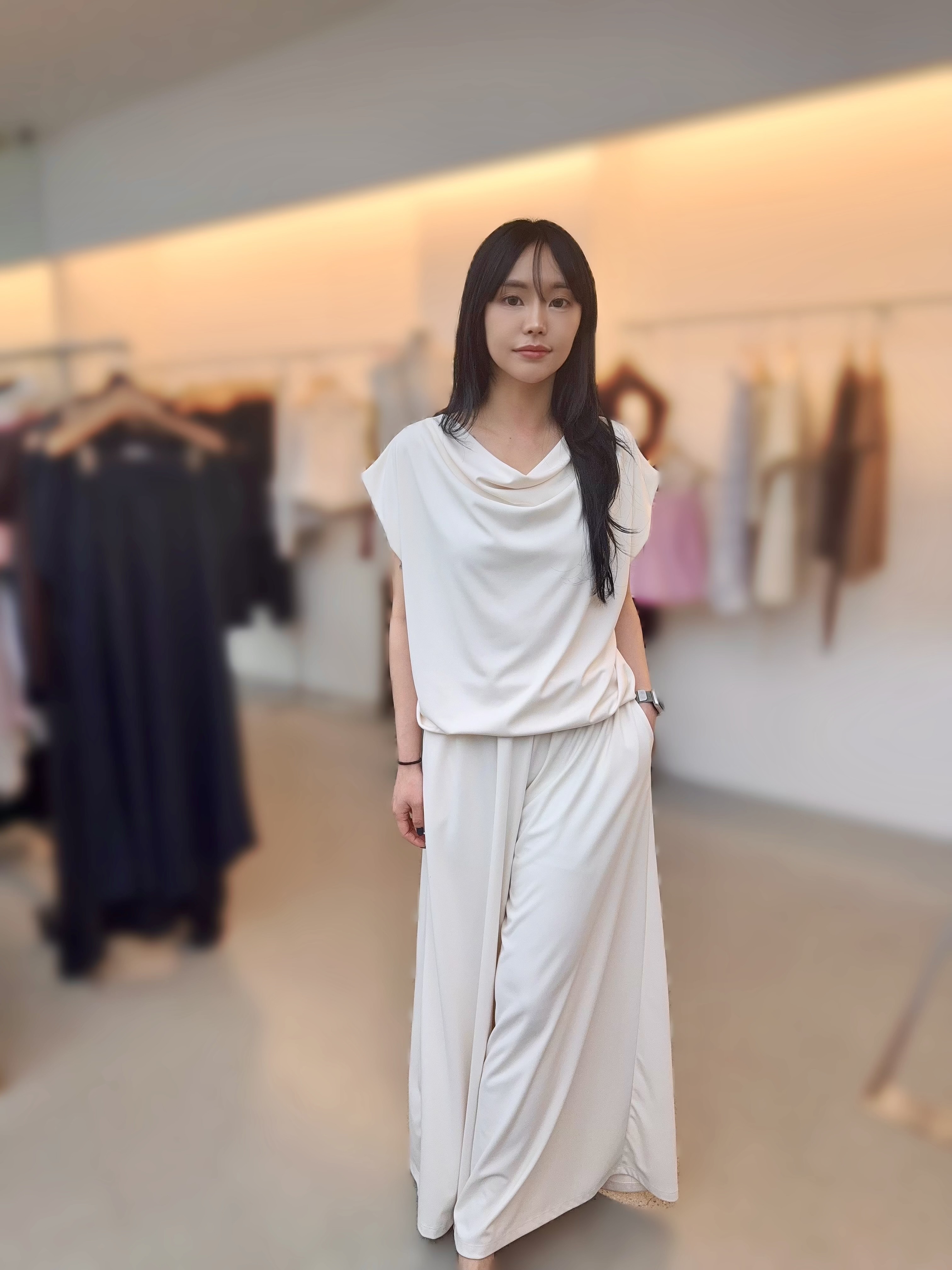 JU16  橡根褲  腰24-48HIP52長39 $539
