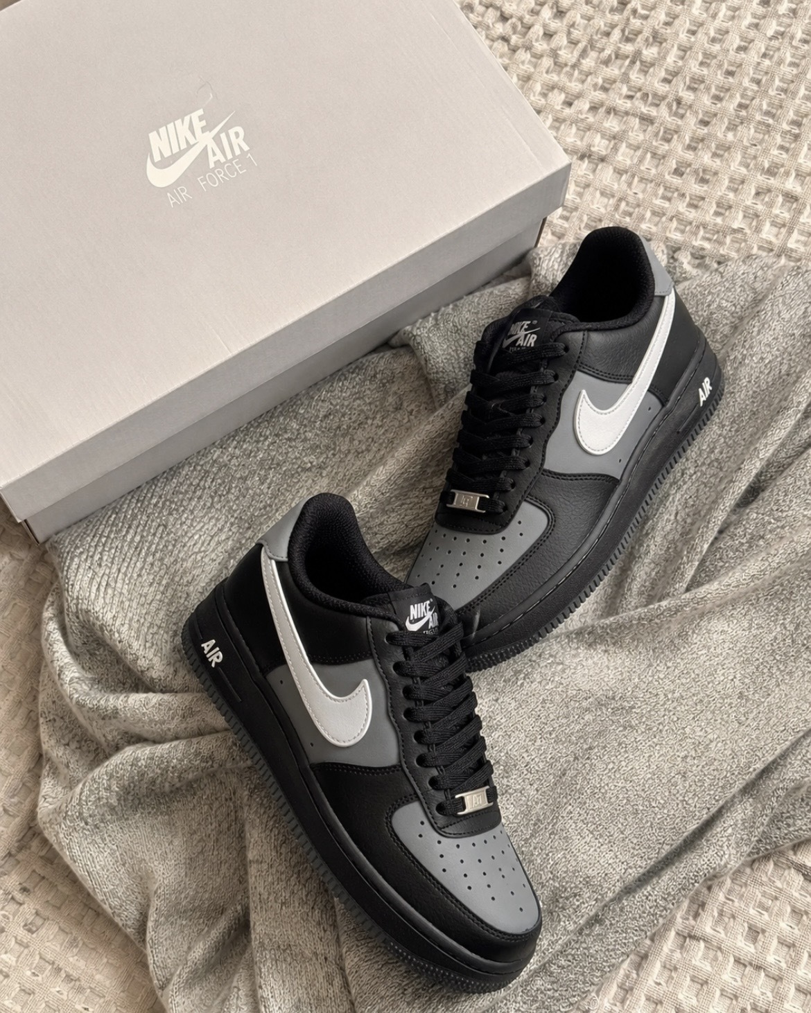 (現貨) Nike Air Force 1 Low - Black Light Smoke Grey