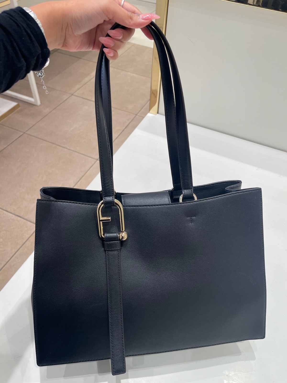 【預購】Furla H0621515 黑色Nuvola手提包（Nero）