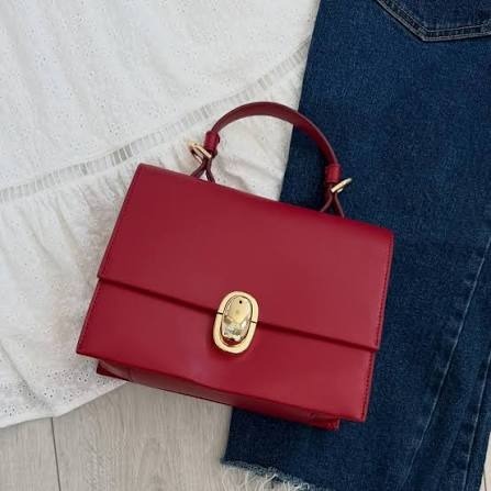 【預購】Furla H0621531 紅色Eclisse斜孭袋（Cabernet）