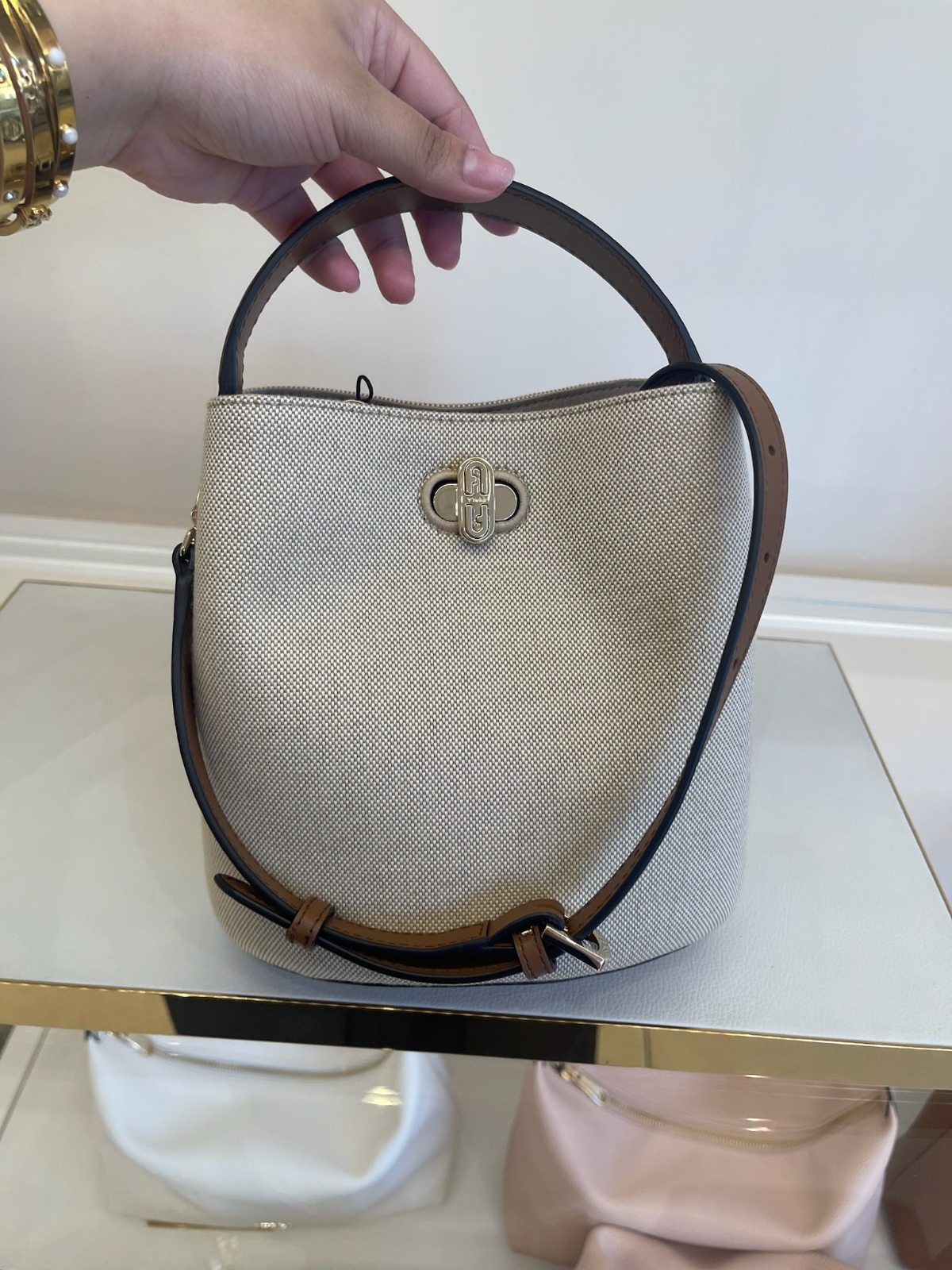 【預購】Furla H0621555 Danae帆布小號水桶包（Naturale + Cognac）