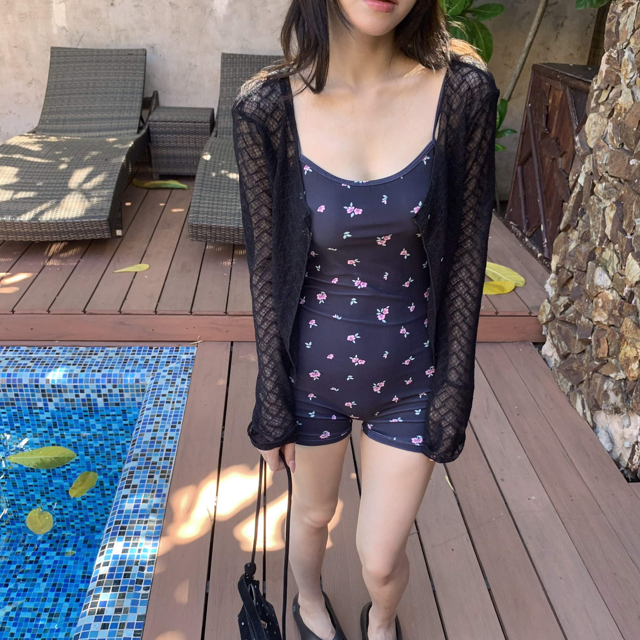 ISA_盛夏瑪奇朵 菱格鏤空排釦小外套_65058