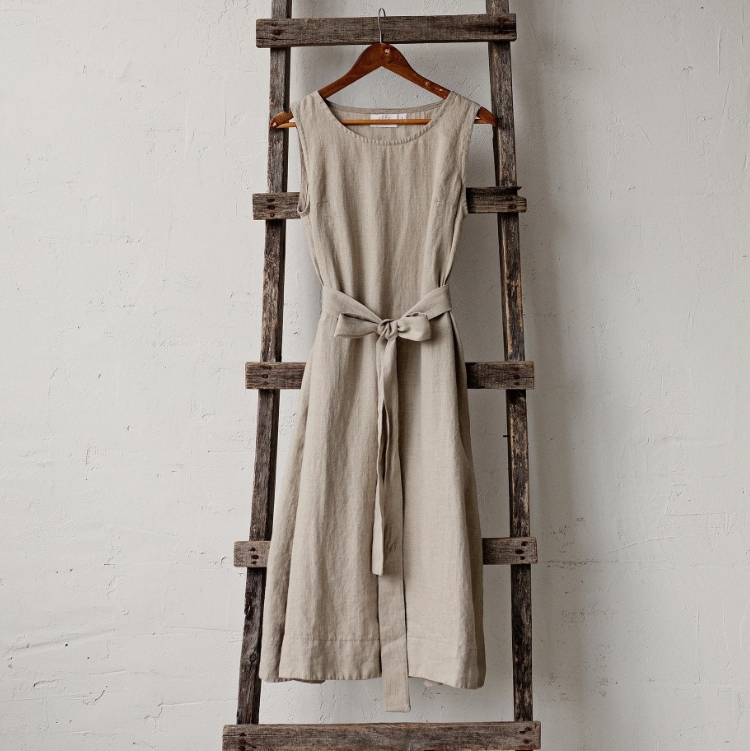 (預購)ALL THE BEAUTIFUL LINEN 大人款-無袖綁帶洋裝 SLEEVELESS DRESS
