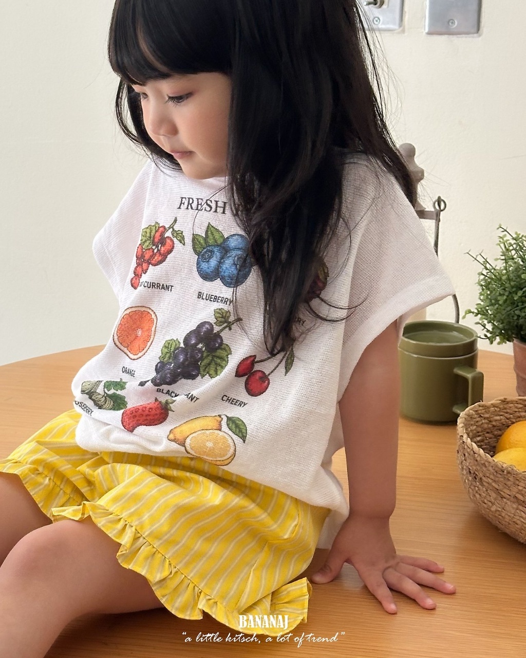 正韓夏Banana.J 兩色水果落肩上衣