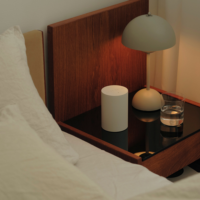 AT AROMA - Nebulising Diffuser One+ | White or Grey