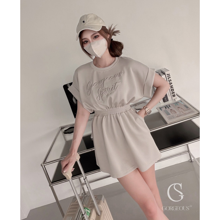 G9813 現貨「裸肌Air Fit'收腰短洋」