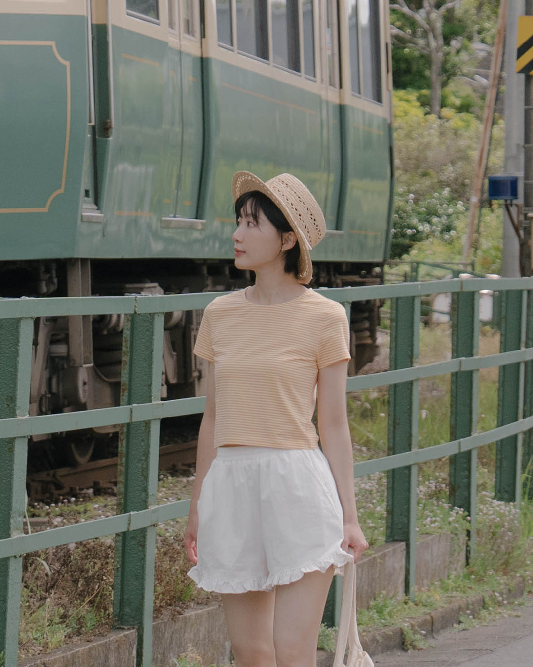 Striped cropped top in three colors【01099700】in stock+pre-order