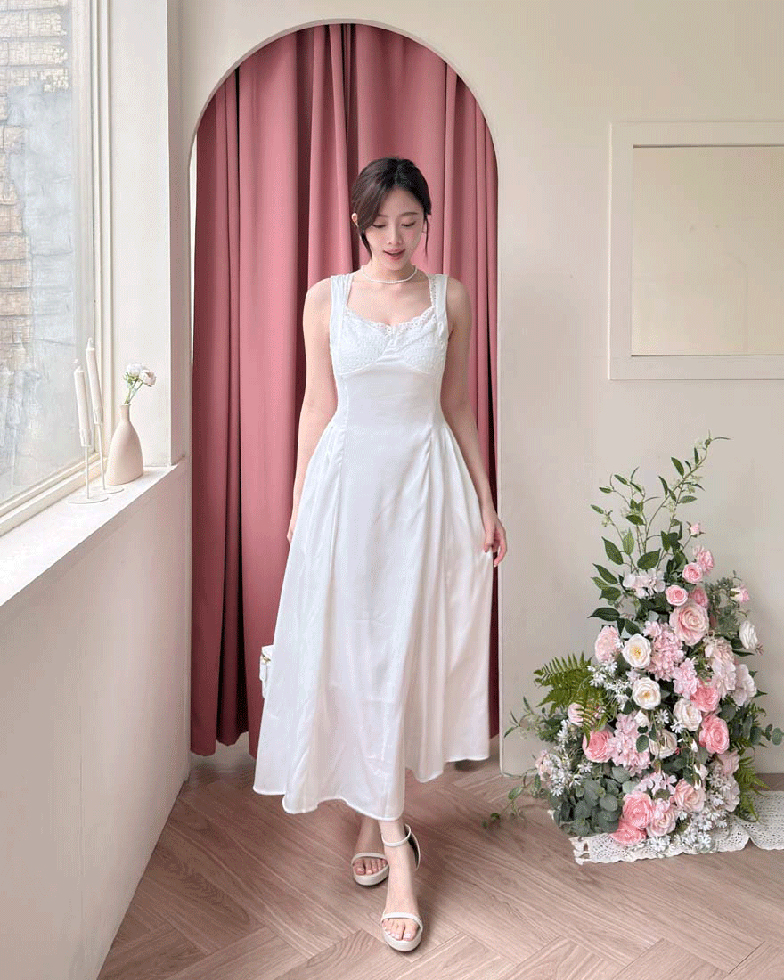 LINA LINA浪漫際遇純色緹花滾邊緞面洋裝-高雅白M/L