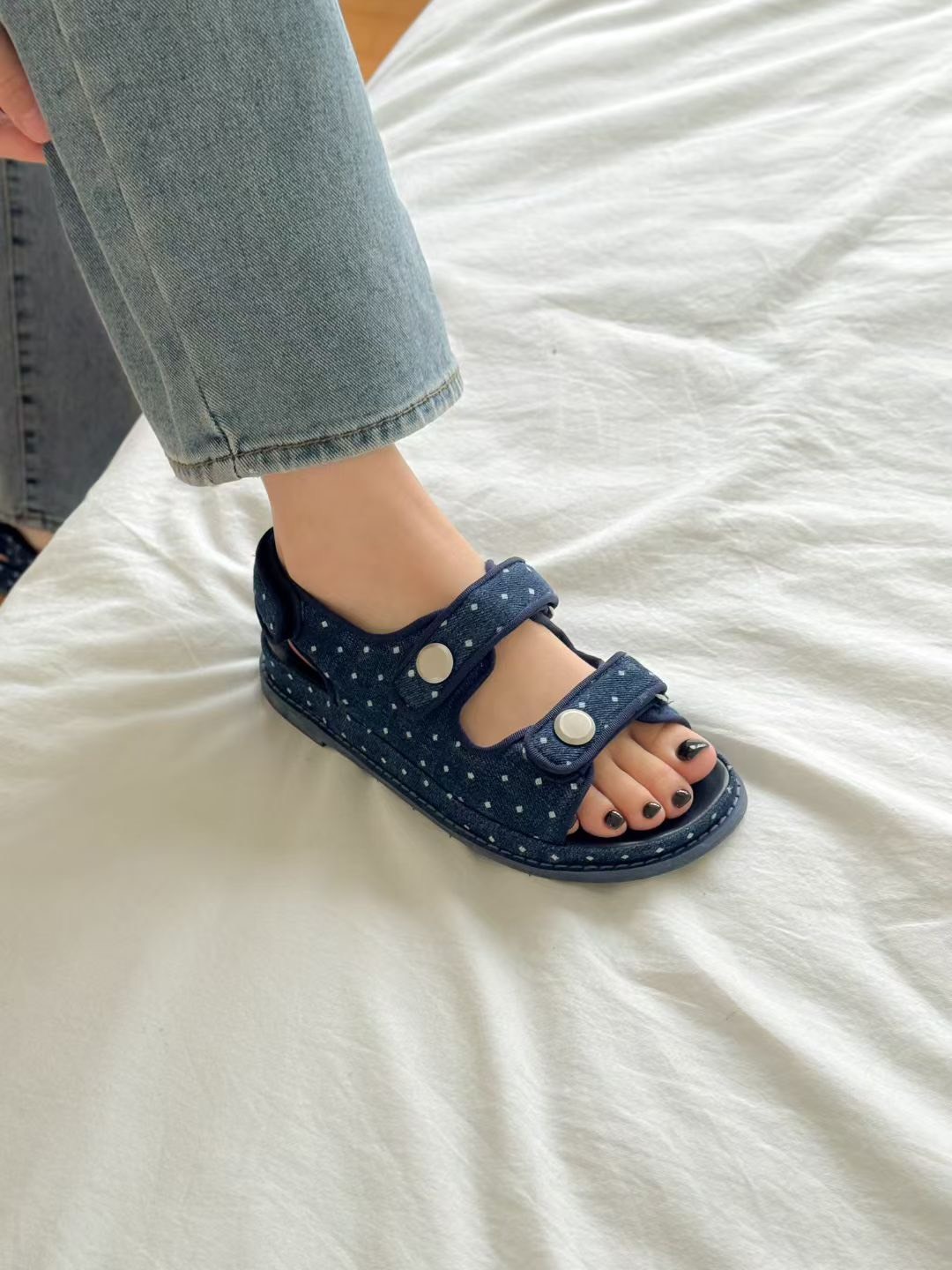 5081牛仔點點涼鞋