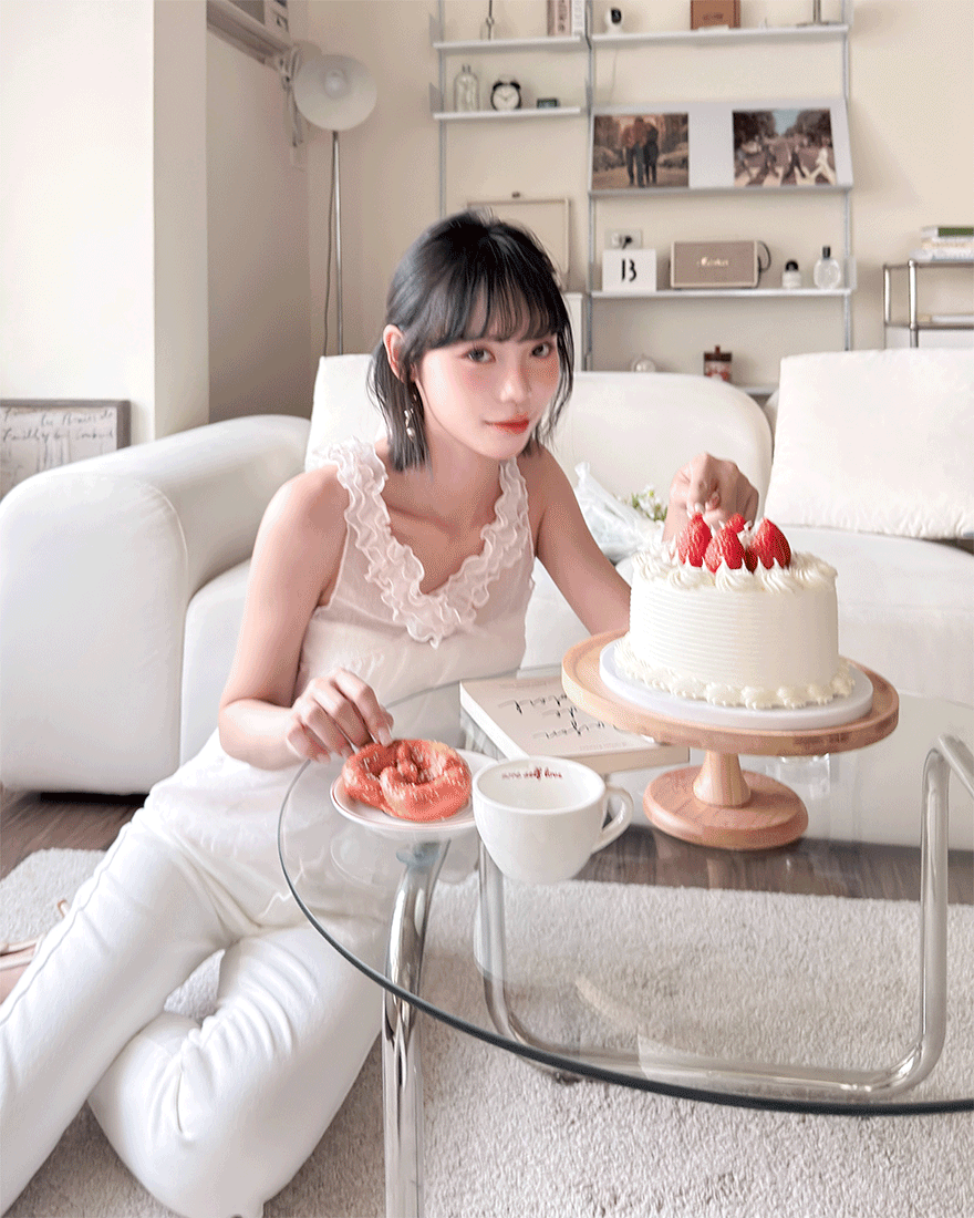 LINA LINA正韓柔美仙氣層次荷葉滾邊織紋上衣-淡雅粉