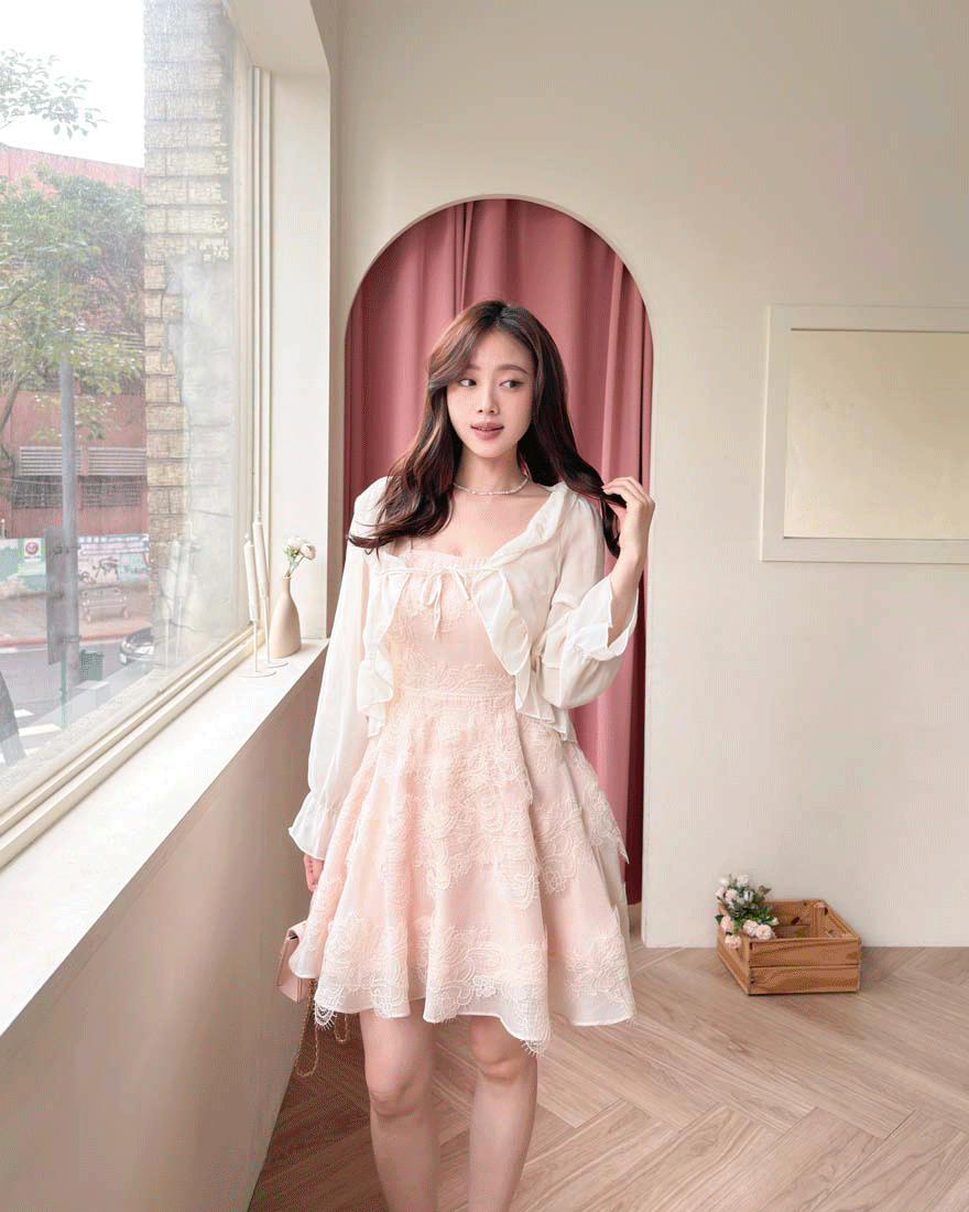 LINA LINA溫柔暮色純色荷葉滾邊綁結罩衫-唯美杏