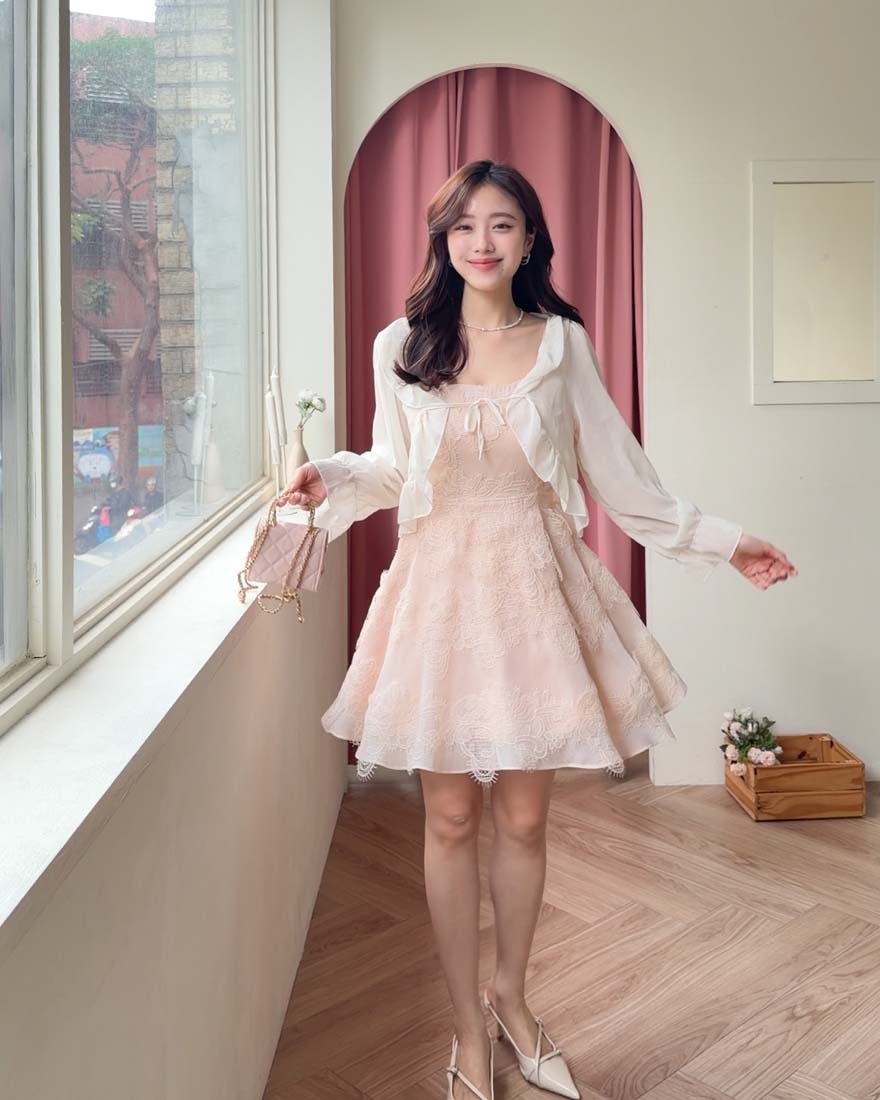 LINA LINA溫柔暮色純色荷葉滾邊綁結罩衫-唯美杏
