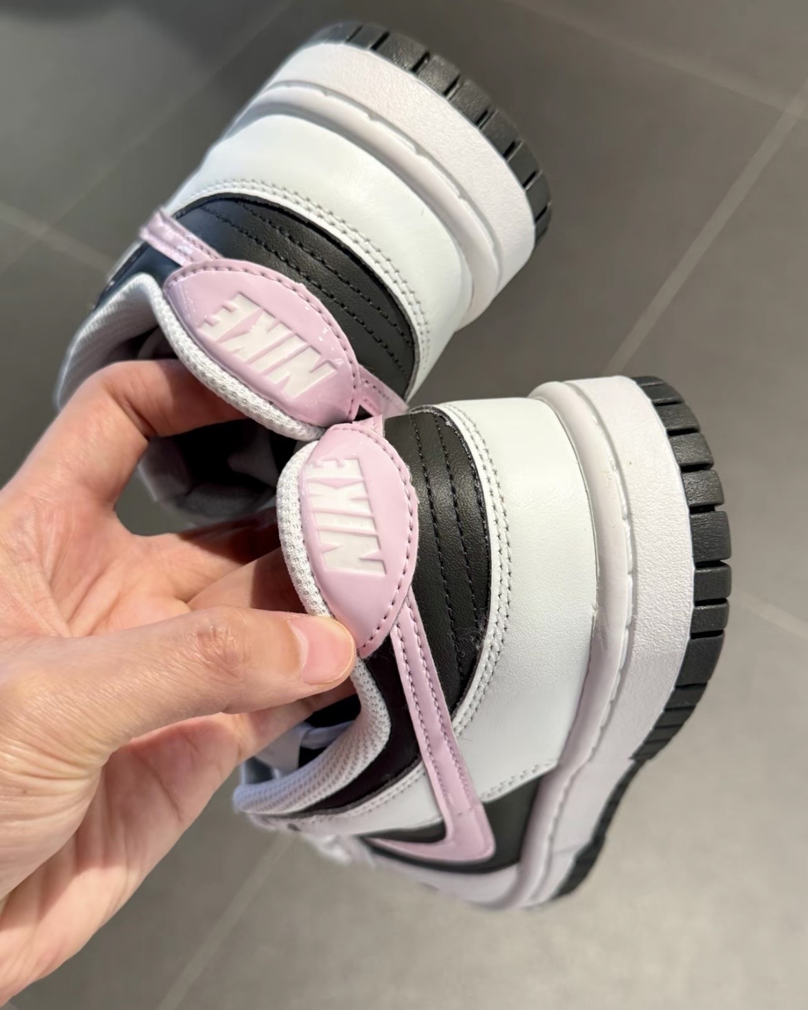 (預訂) Nike Dunk Low - White Black Pink Swoosh