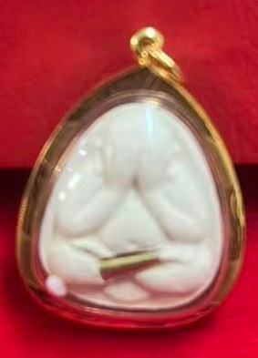 0624AC121-THAILAND-ACCS-蒙面佛2.5 x 3.0mm(純黃金)（A121）