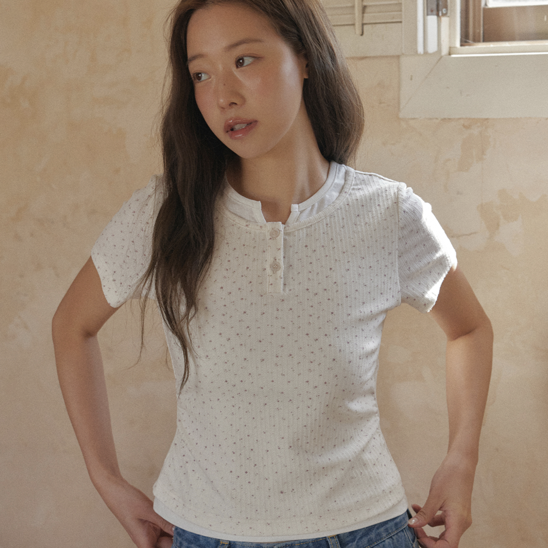 <韓國代購> MARIE CLAIRE FLOWER PUNCHING LAYERED SHORTS SLEEVE TEE