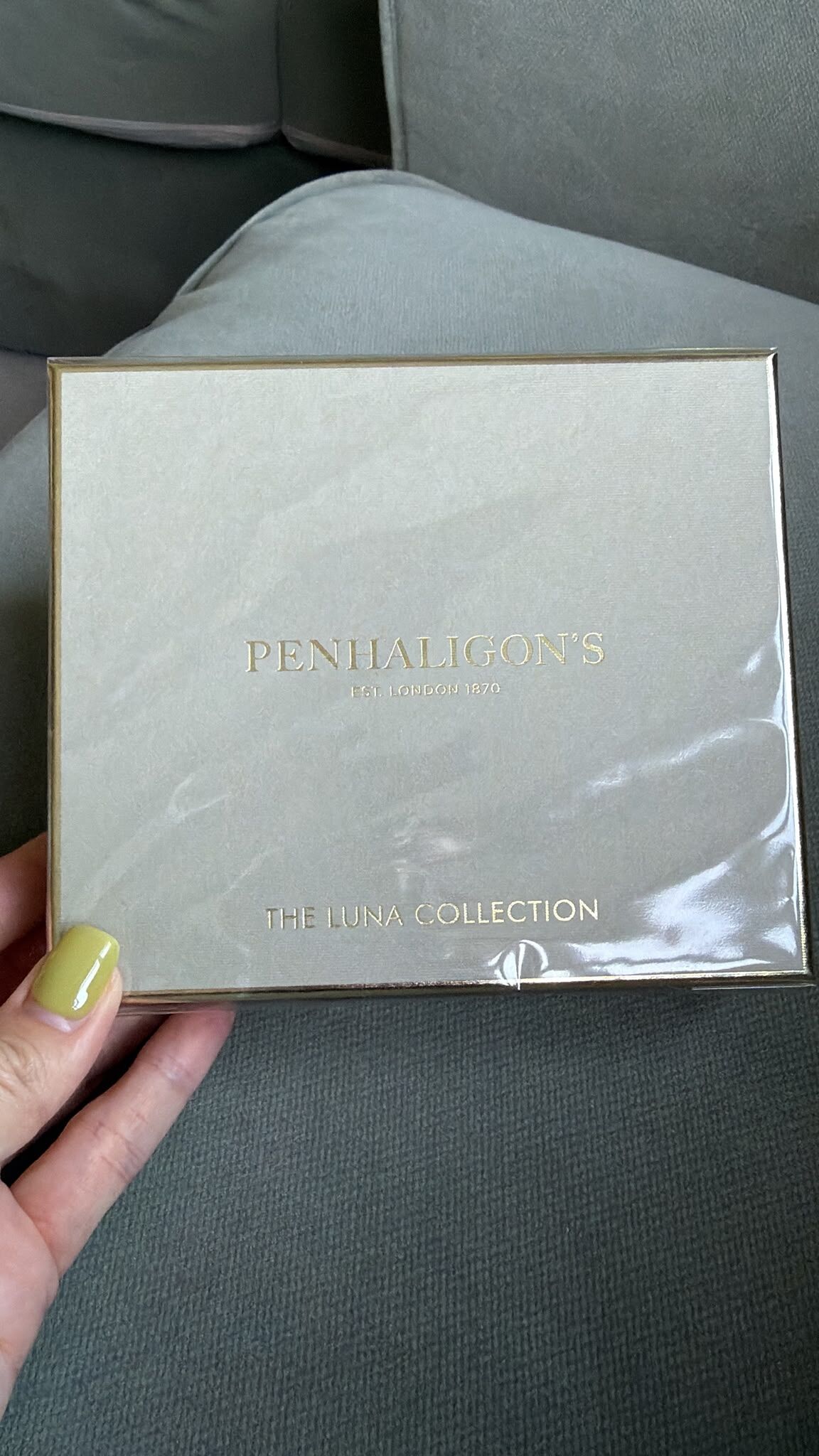 英國代購 26 （Luna Travel Gift Set）