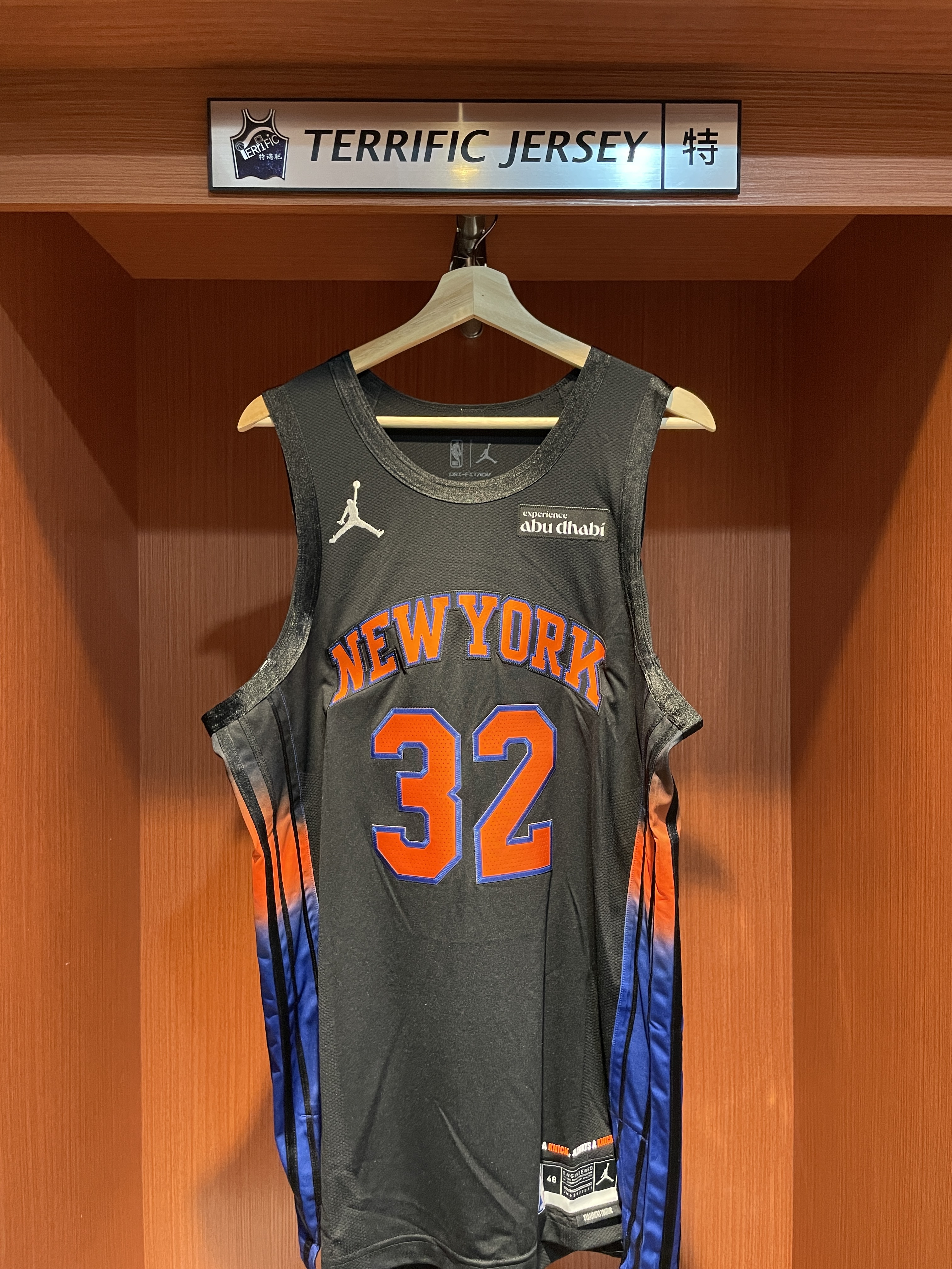 NBA球衣 親簽含認證 Karl-Anthony Towns 紐約尼克黑 Statement Jordan Authentic 球員版 電繡 Fanatics 官方雷射編號 全新