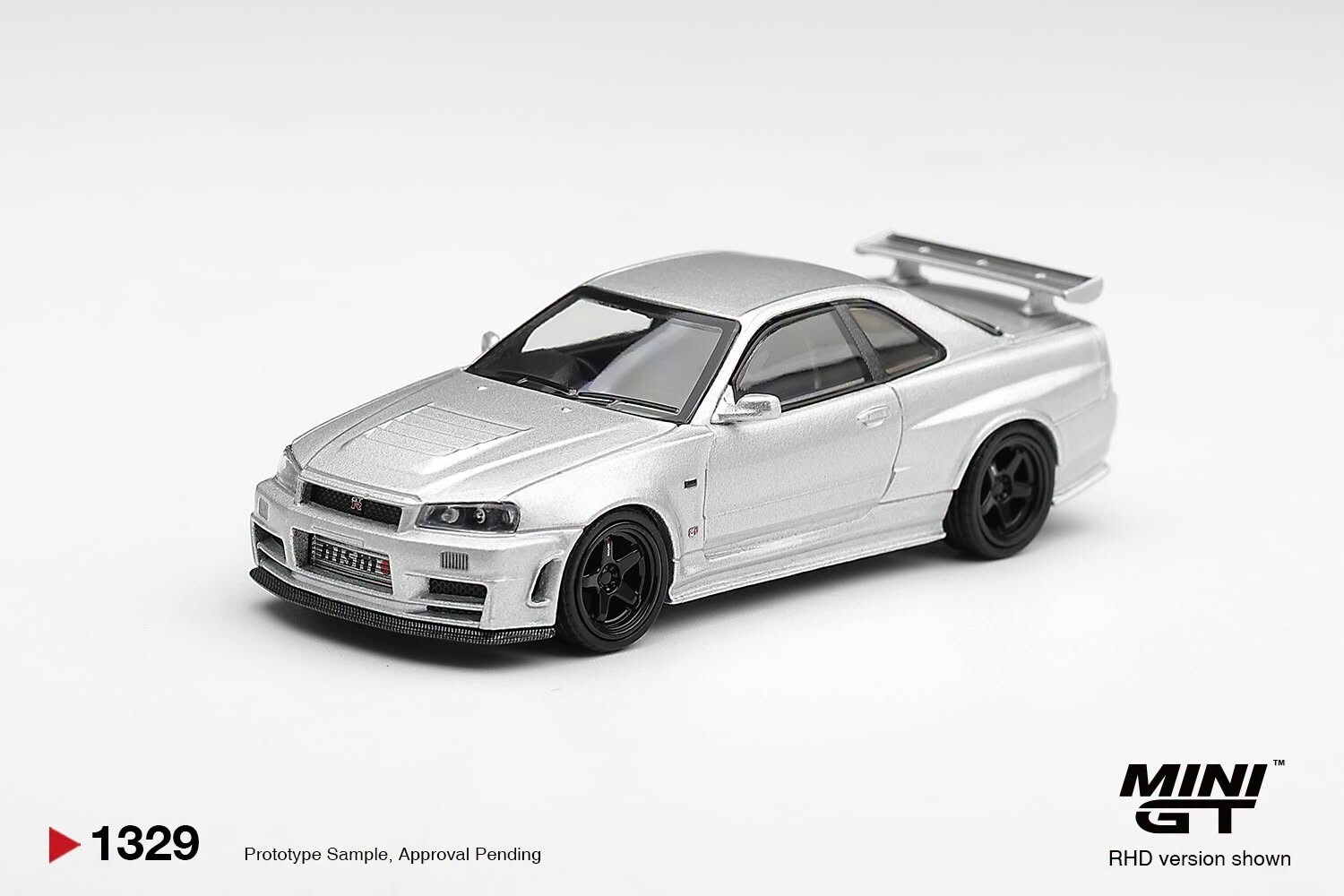 [預訂] Mini GT #1329 日產Nissan NISMO R34GT-R Z-tune Z-Tune 銀色