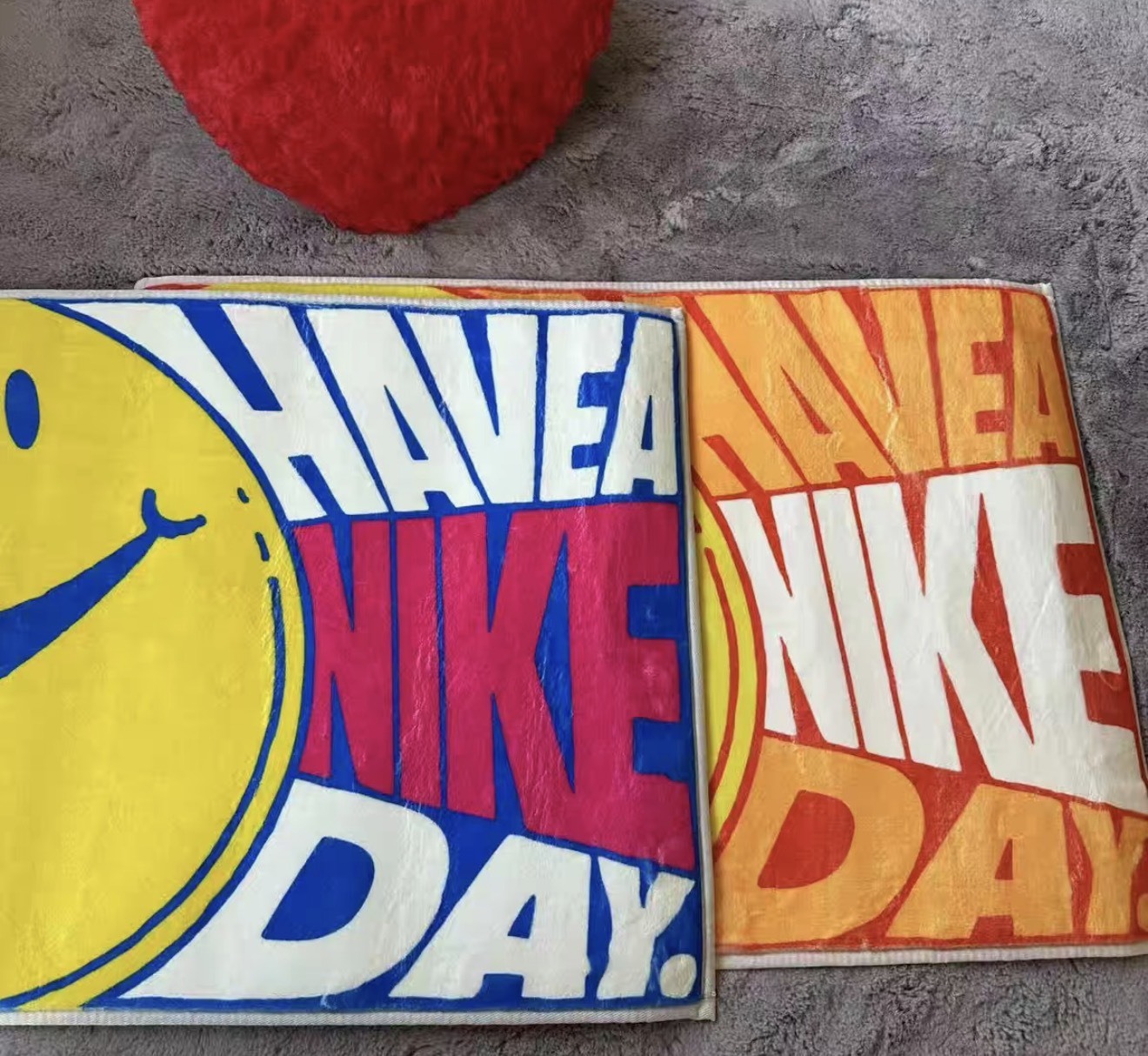 💛 NIKE Smile Day 笑臉地墊