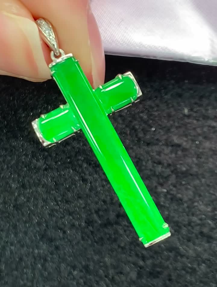 翡翠辣綠十字架,天然翡翠A玉, 緬甸玉, Jade, Jadeite