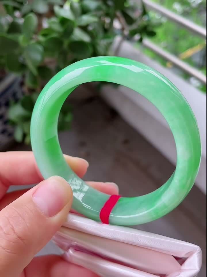 滿綠正圈寬版翡翠手鐲,天然翡翠A玉, 緬甸玉, Jade, Jadeite