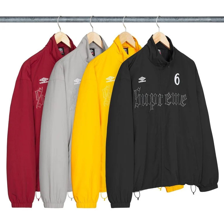 -(B4c04)-SUPREME UMBRO RHINESTONE TRACK JACKET 水鑽 防水 貼花 訓練外套 黑色/紅色/灰色/黃色-SS26J100