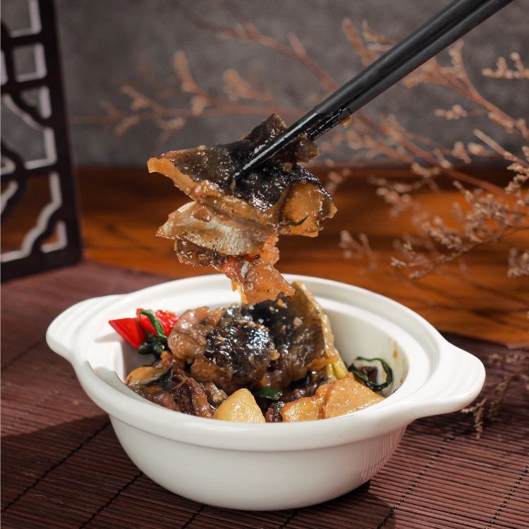 【魚有王】塔香三杯鮪魚膠