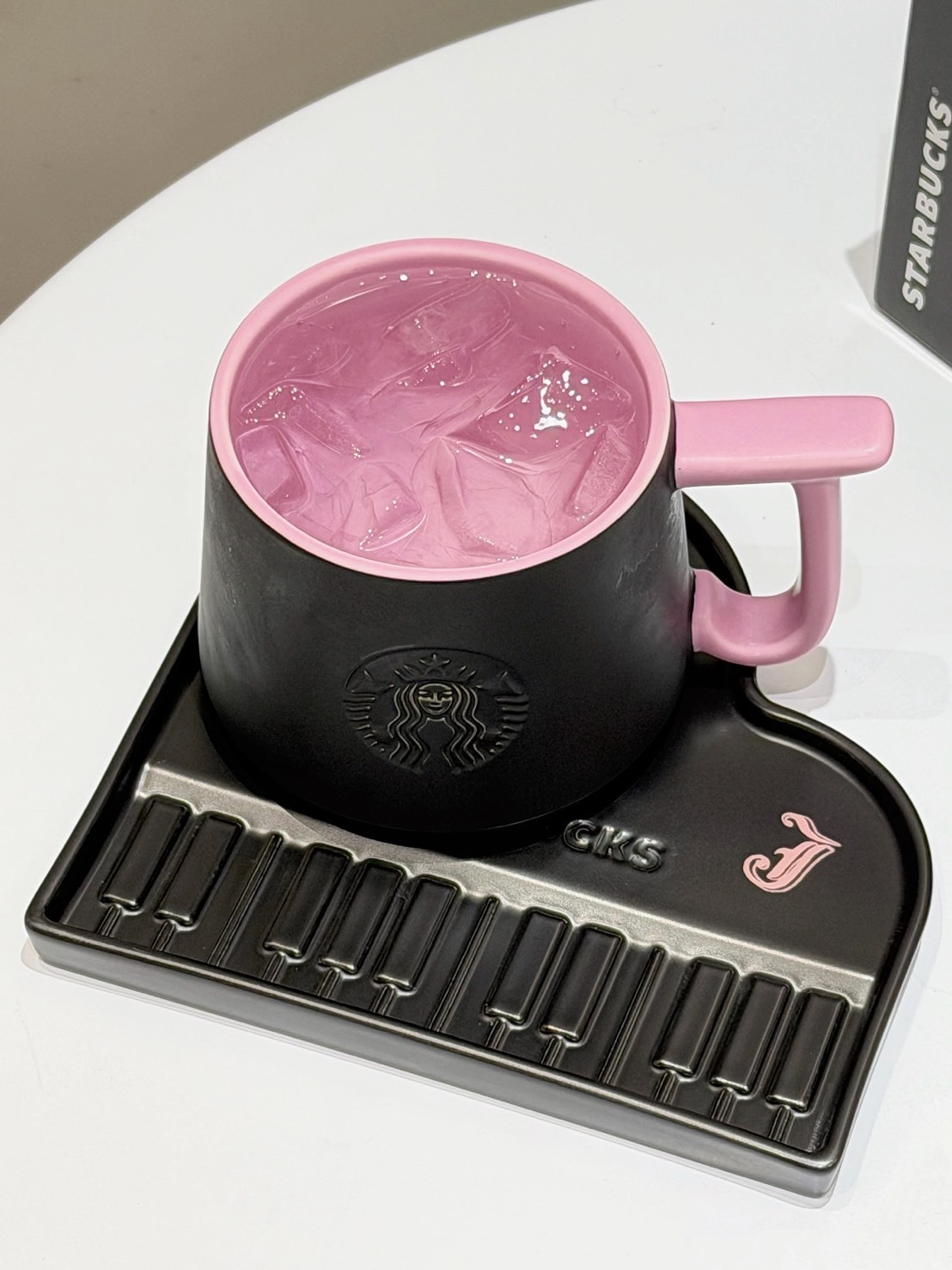 星巴克 X 周杰倫 第二波聯名 變色 黑粉 馬克杯 鋼琴杯墊 380ML