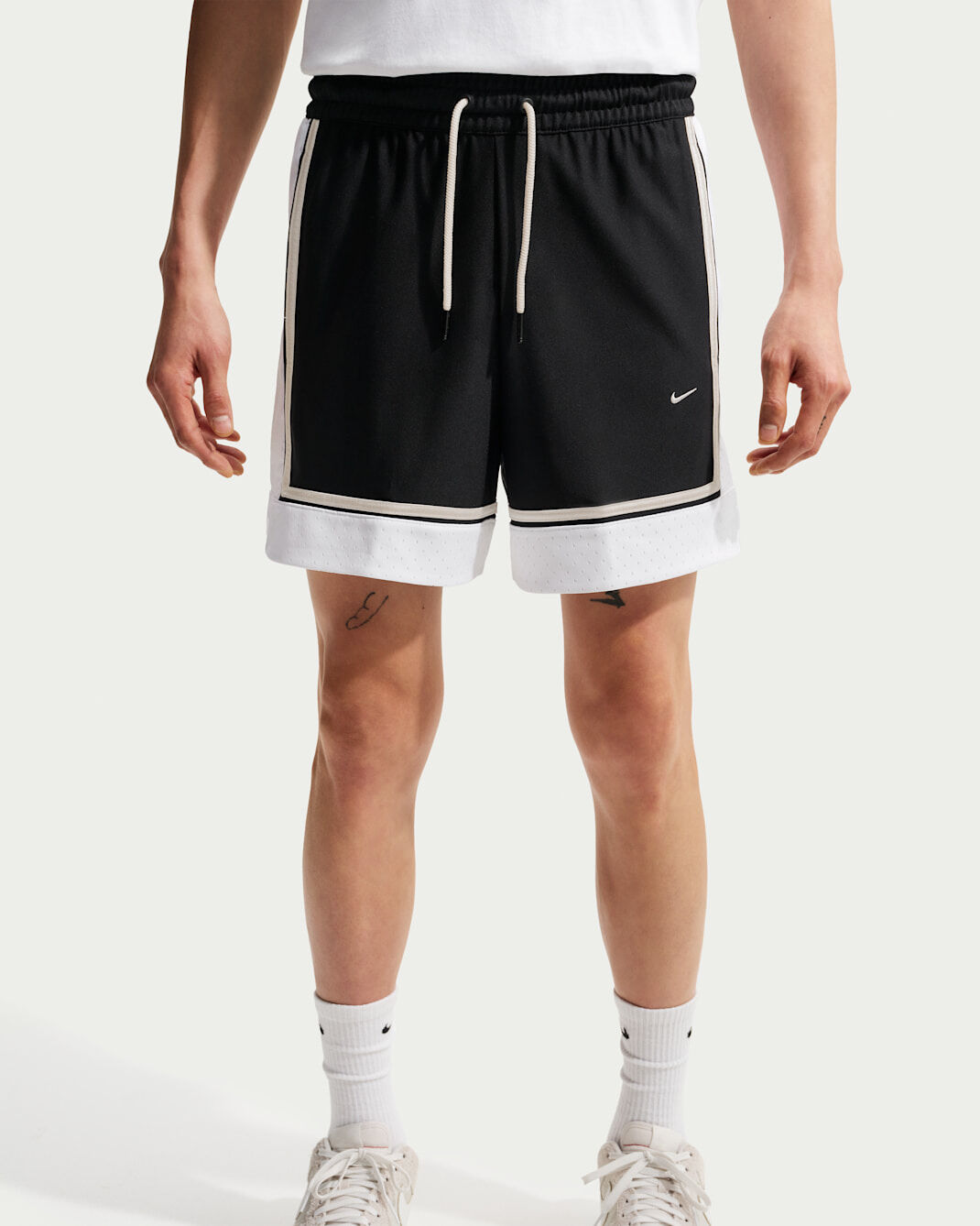 男款 NIKE STANDARD ISSUE DRI-FIT 6" SHORT 黑白 小標 乾爽 抽繩 運動 藍球褲 短褲【IF1590-010】NKTF NSL