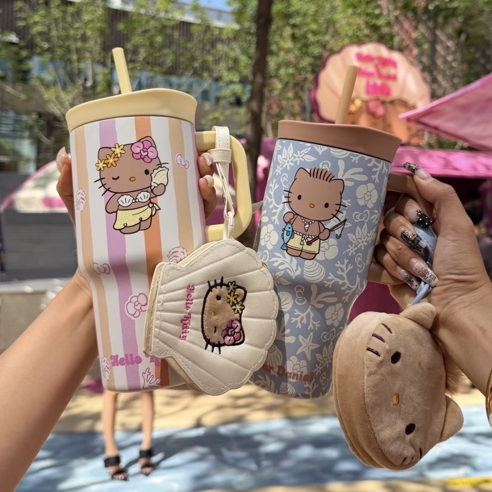 SANRIO HELLO KITTY x TBH 夏日冒險島 不鏽鋼保溫杯 700ML 丹尼爾&凱蒂貓