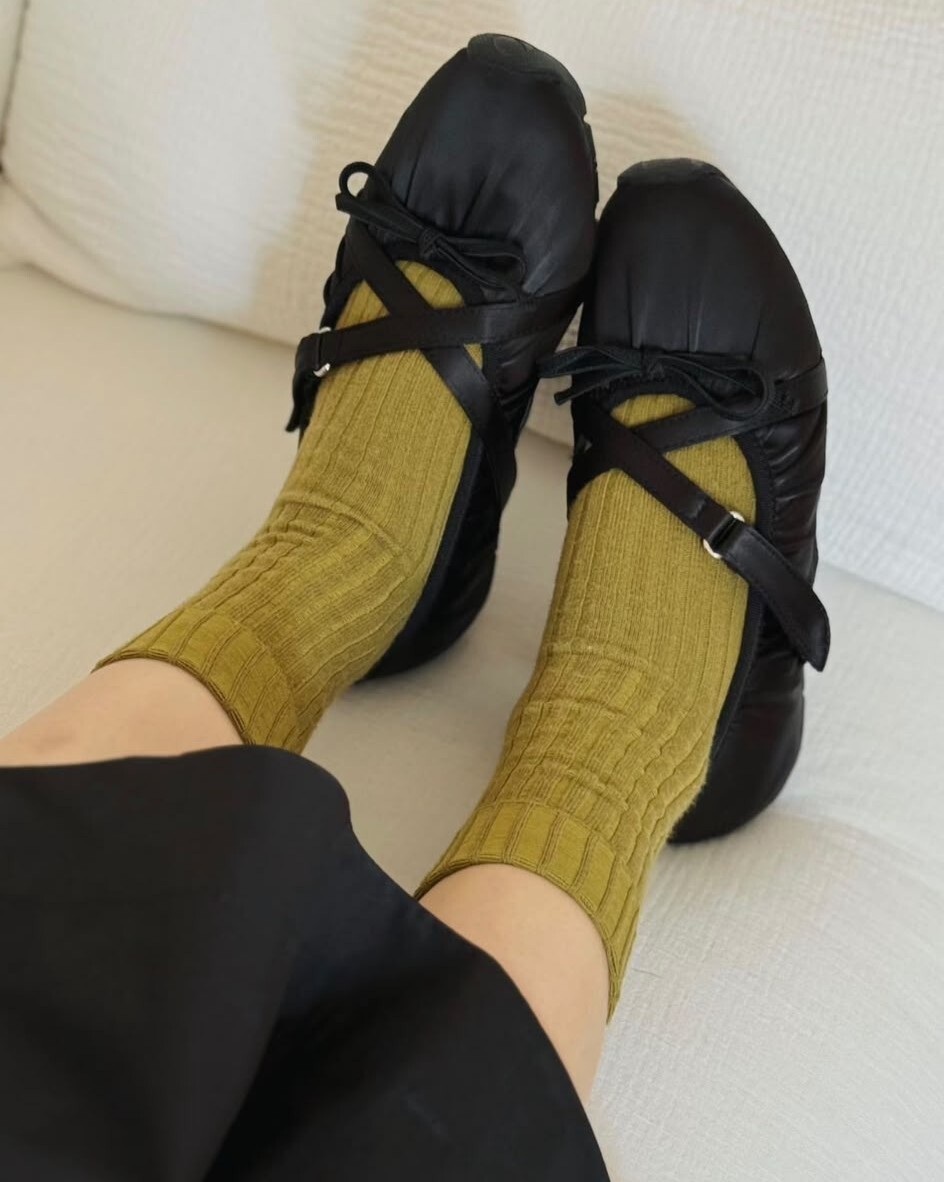 AC02 #1065  平底偏細 SIZE:230-250 $529