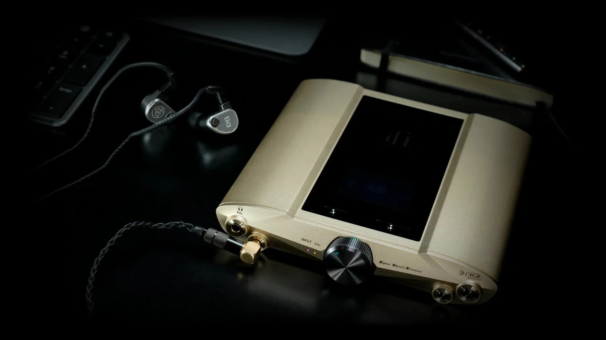 iFi Audio iDSD Valkyrie Bluetooth DAC custom-coded FPGA