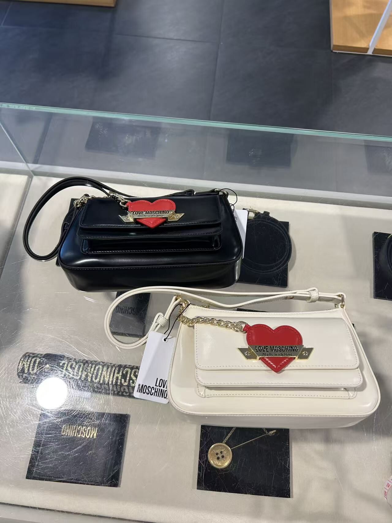 LYS01976 Love Moschino With Love Nero Shoulder Bag