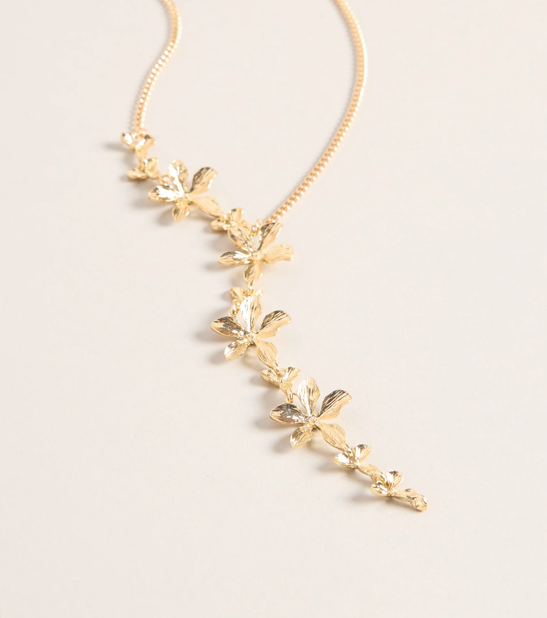 Lux Gold金色垂墜花卉項鍊