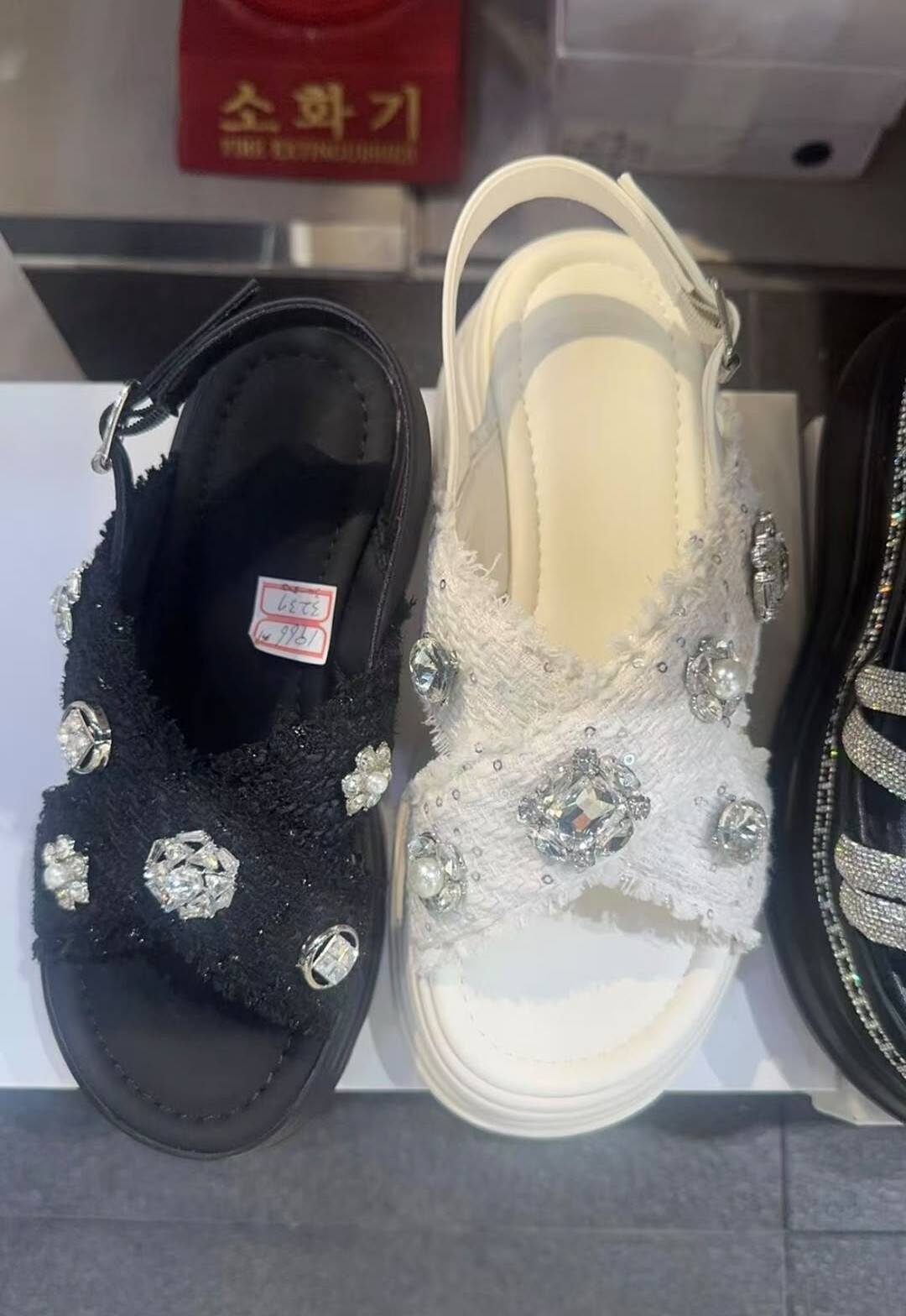 AC25 SIZE:230-250 $599