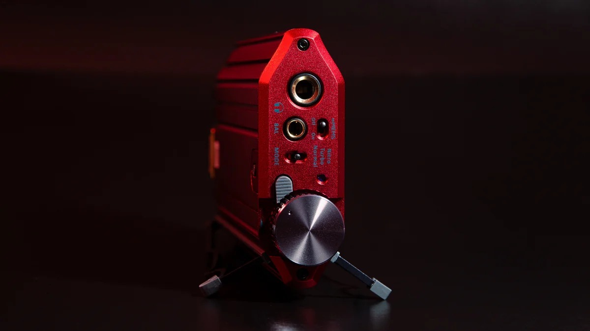 iFi Audio iDSD Diablo 2 Bluetooth DAC Headphone Amp Bluetooth 5.4 technology