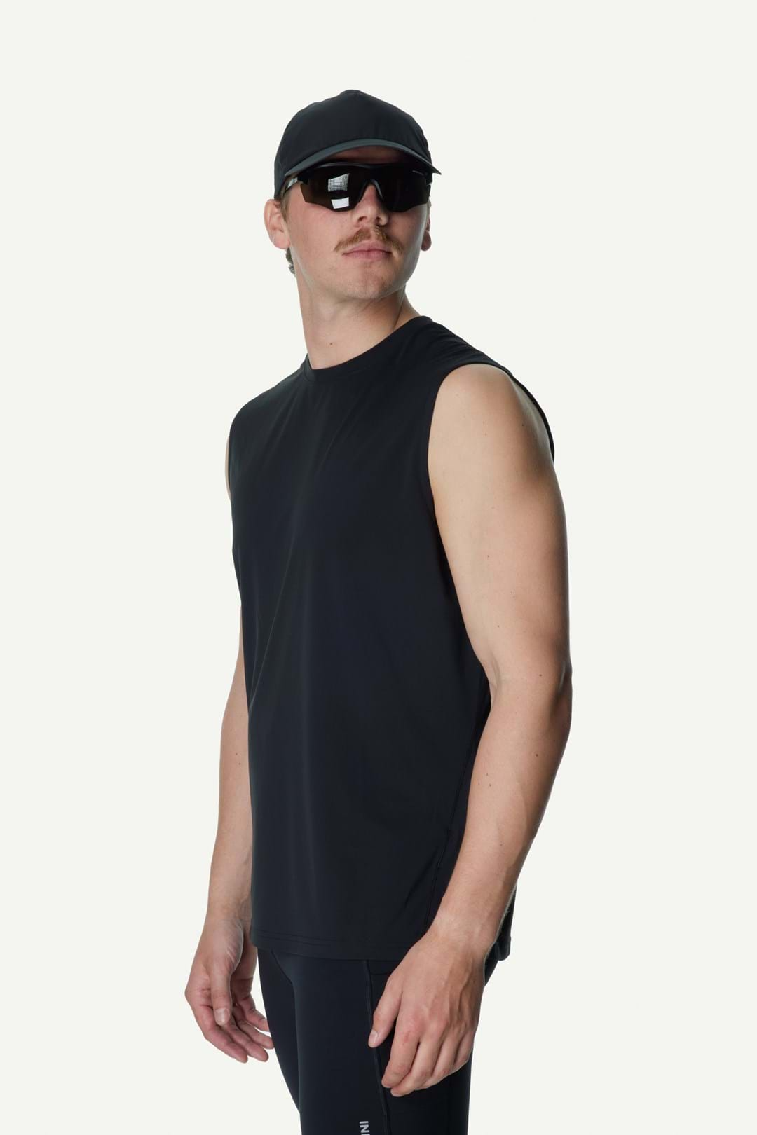 Houdini｜M's Pace Air Tank "BLACK"