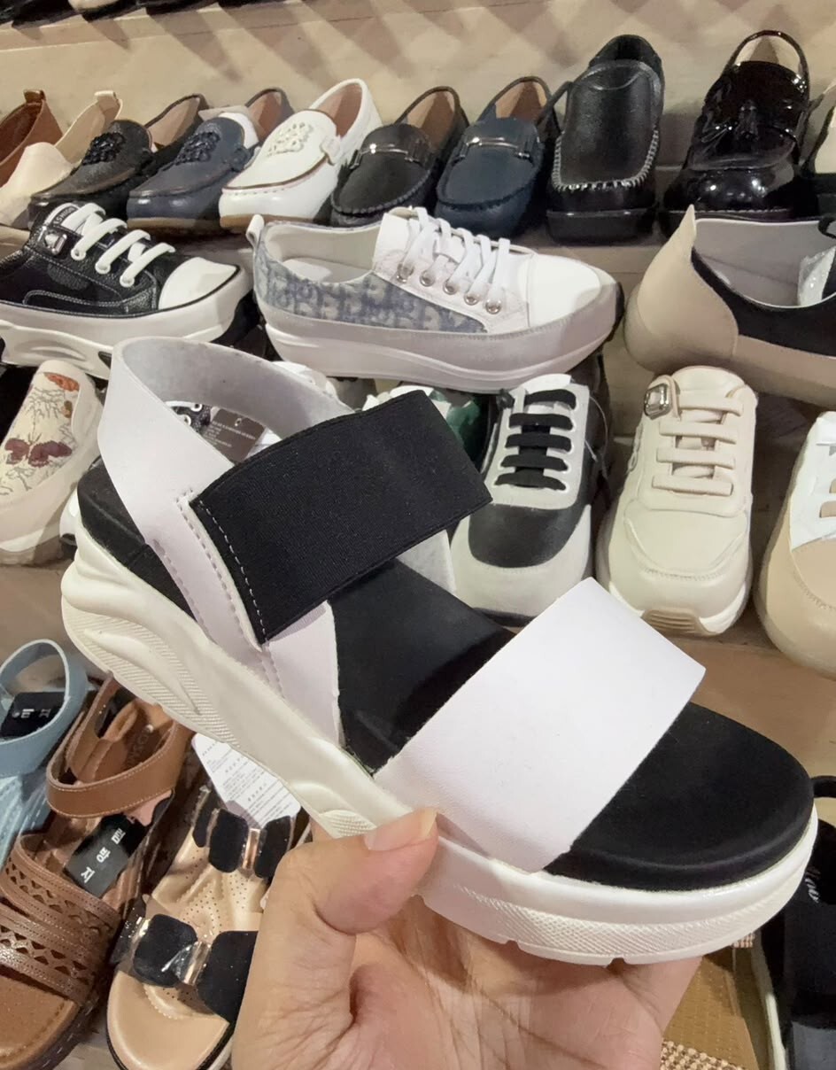 KL02 足碼 Size : 225~250 $439  韓國制