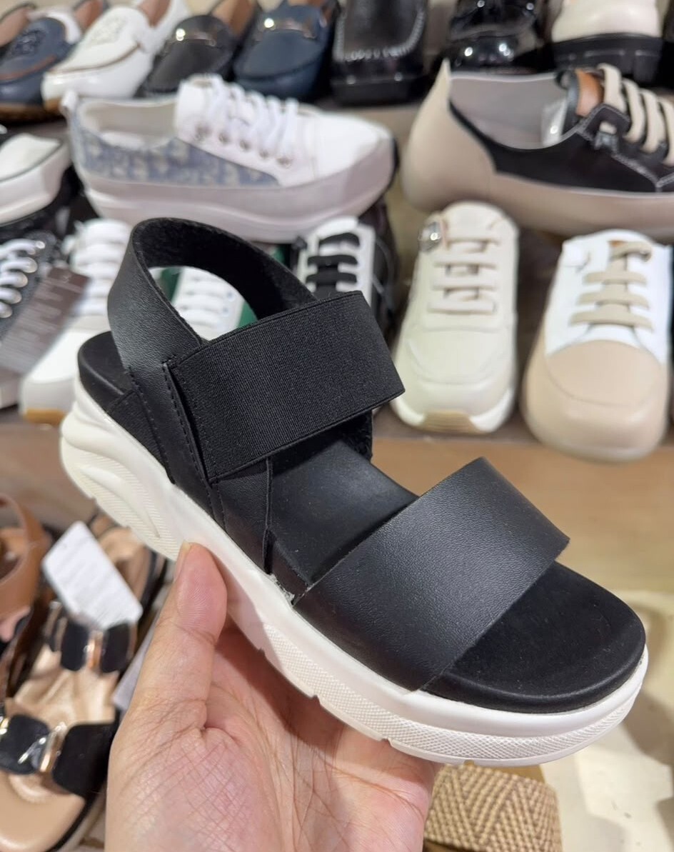 KL02 足碼 Size : 225~250 $439  韓國制