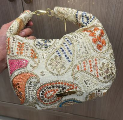 0625HB10-THAILAND-HANDBAGS-白色波希米亞佩斯利刺繡餃子包（A10）