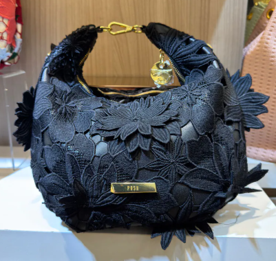 0625HB14-THAILAND-HANDBAGS-黑色立體花餃子包（A14）