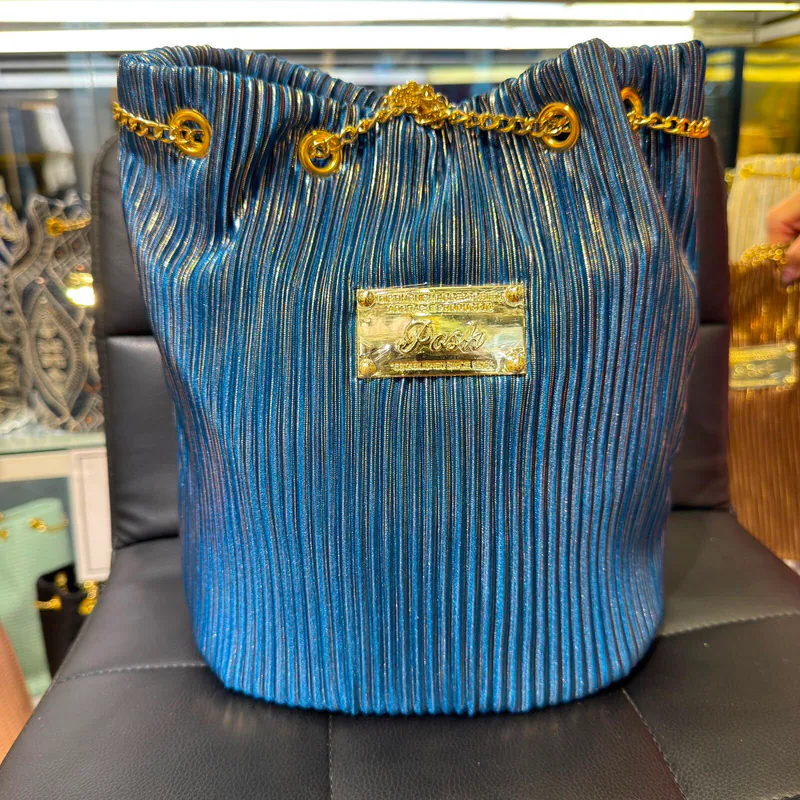 0625HB19-THAILAND-HANDBAGS-時尚豎紋百褶水桶袋-藍色（A19）