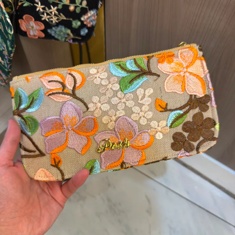 0625HB41-THAILAND-HANDBAGS-粉橙色花花刺繡手拿包（A41）