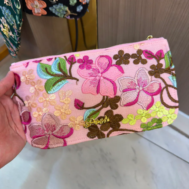 0625HB42-THAILAND-HANDBAGS-粉紅色花花刺繡手拿包（A42）